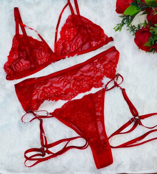 Ver más sobre Lencería erótica SET 3 PIEZAS ENCAJE BRALETTE + LIGAS+LESS (ROJO), Argentina