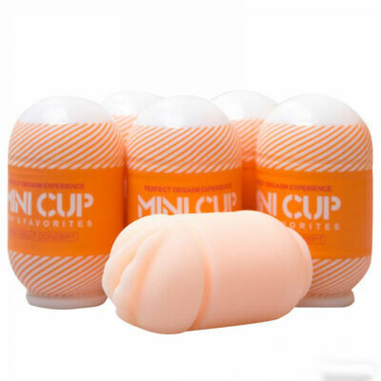 Ver más sobre Muñecas/os MINI CUP, Argentina