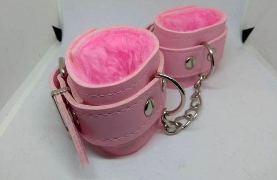 ESPOSAS CON PELUCHE Y CADENAS | Sado y bondage | BDSM